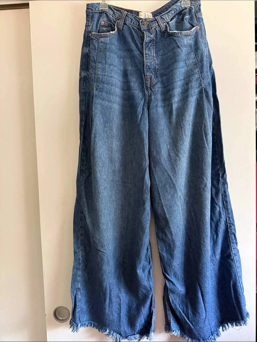 We The Free Old West Slouchy Jeans 31 - Picture 2 of 7
